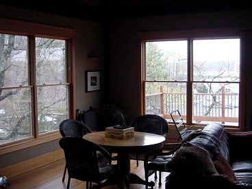 Relaxing Lakeside Cabin Ideal For Family Vacations in Eldon, Missouri - Eldon, Missouri - glamping.directory