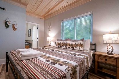 Luxury Mountain Retreat with Hot Tub, Game Room, and Two Scenic Decks in Helen, Georgia - Helen, Georgia - glamping.directory