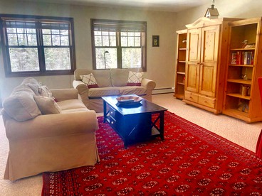 RU - H8 Gorgeous Stone Hill Townhome in the heart of Bretton Woods Great views huge kitchen fireplace in New Hampshire - Carroll, New Hampshire - glamping.directory