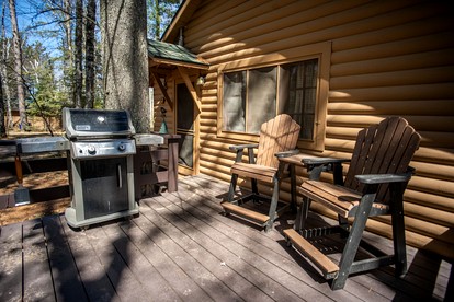 Cozy Lakefront Honeymoon Cabin with Fireplace & Marina Access Near Babbitt, Minnesota - Babbitt, Minnesota - glamping.directory