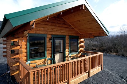 Scenic Creekside Escape with Deck, Fire Ring & Wildlife Views in Seward, Alaska - Seward, Alaska - glamping.directory