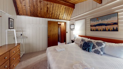 Treehouse Style Cabin Nestled in the Okemo Mountains For an Action Packed Outdoor Getaway in Nature, Vermont - Ludlow, Vermont - glamping.directory