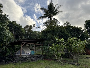 Scenic Oceanfront Glamping with Fire Pit and Tropical Surroundings near Kalapana, Hawaii - Pahoa, Hawaii - glamping.directory