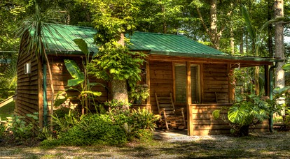 Luxurious and Modern One-Bedroom Cabin Rentals for Two in Somerset, Kentucky - Somerset, Kentucky - glamping.directory