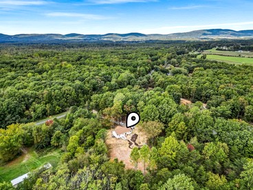 Secluded Cottage Rental in Virginia Wine Country, for Relaxing Family Getaways - Gordonsville, Virginia - glamping.directory