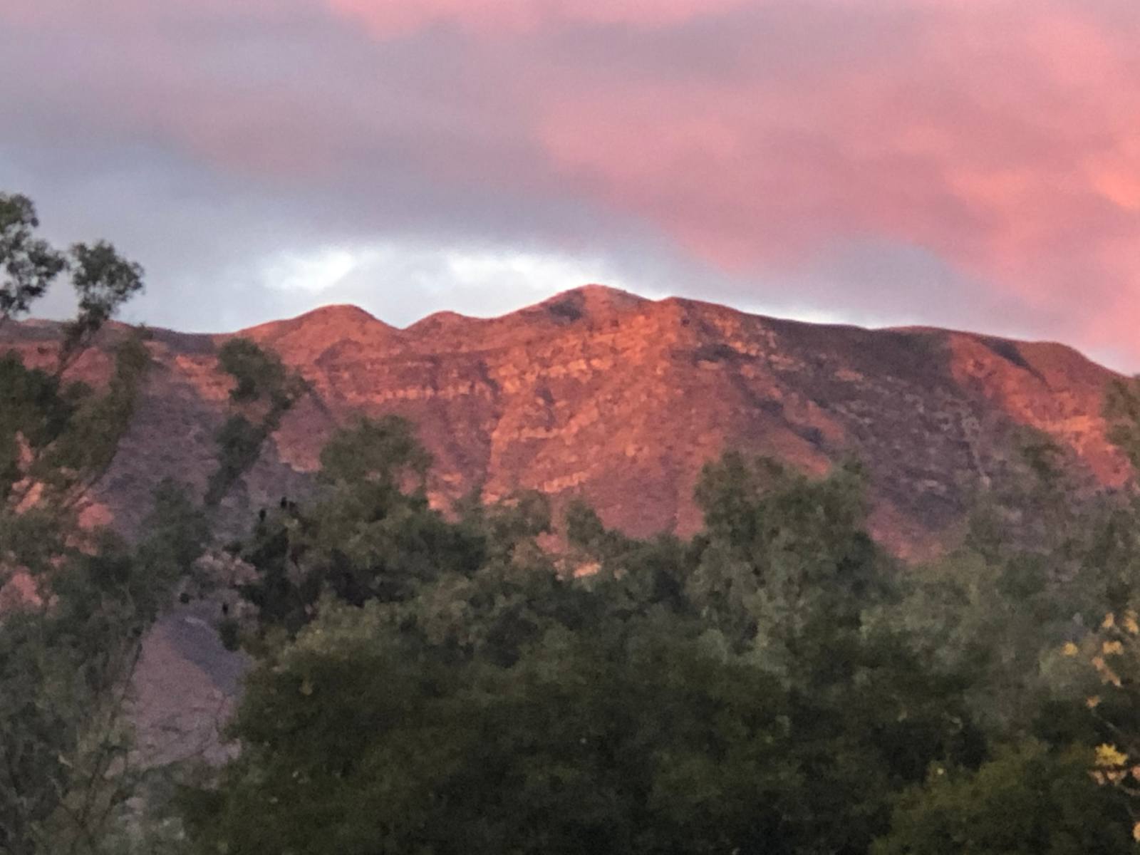 Arber-Moore's Ranch - Oak View, California - glamping.directory
