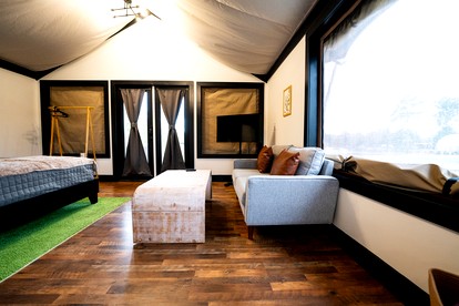 Luxurious Safari Tent for a Romantic Getaway in Cedar Bluff, Alabama - Cedar Bluff, Alabama - glamping.directory