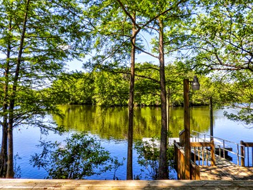 Ochlockonee River Cottage with Scenic Island Vista in Wakulla County, FL - Sopchoppy, Florida - glamping.directory