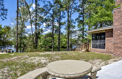 Ochlockonee River Cottage with Scenic Island Vista in Wakulla County, FL - Sopchoppy, Florida - glamping.directory