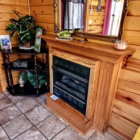 Cozy Cabin Retreat Close to Rivers and Lakes in Eureka Springs, Arkansas - Eureka Springs, Arkansas - glamping.directory
