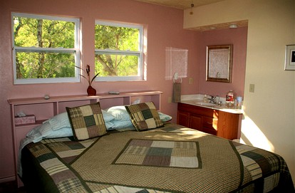 Pet-Friendly Cottage on Buchanan Lake near Marble Falls, Texas - Burnet, Texas - glamping.directory