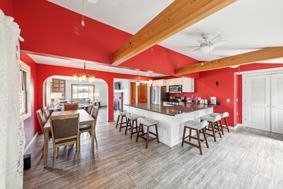 Charming Retreat with Foosball Table and Garden in Vermont - Stowe, Vermont - glamping.directory