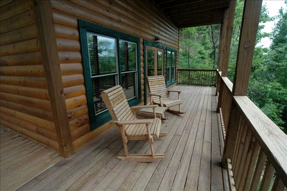 Pet-Friendly Cabin with Priceless Views in Pigeon Forge, Tennessee - Pigeon Forge, Tennessee - glamping.directory