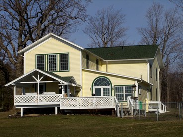 Cozy Bed and Breakfast Room Rental in The Finger Lakes Area, New York - glamping.directory