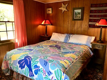 Cozy River Staycation with Wi-Fi near Milwaukee, Wisconsin - Horicon, Wisconsin - glamping.directory