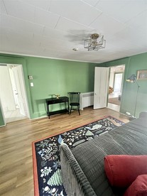 Impressive Cottage Surrounded by Trees in Bridgton, Maine - Bridgton, Maine - glamping.directory