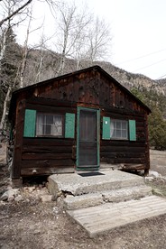 Remote and Cozy Mountain Cabin Nestled in the Poudre Canyon, Perfect for a Pet Friendly Glamping Retreat - Bellvue, Colorado - glamping.directory
