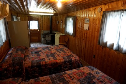 Remote and Cozy Mountain Cabin Nestled in the Poudre Canyon, Perfect for a Pet Friendly Glamping Retreat - Bellvue, Colorado - glamping.directory
