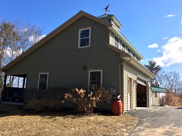 Spacious Log Cabin Rental near South Pond Lake, Maine - Greenwood, Maine - glamping.directory