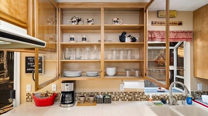 Charming Cabin for Winter and Water Sports Fans Near Big Bear Lake, California - Arrowbear Lake, California - glamping.directory