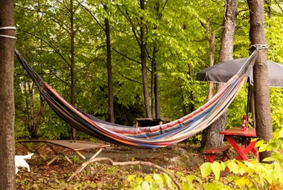 Unique Bell Tent Getaway on Apple Orchard near Woodstock, New York - Jewett, New York - glamping.directory