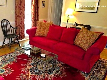 Charming Waterfront Rental for a Weekend Getaway near Mohawk State Park, Connecticut - Cornwall Bridge, Connecticut - glamping.directory