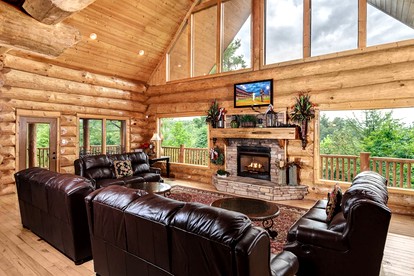 Stunning Secluded Cabin with Fire Pit and Hot-tub in Pittman Center, Tennessee - Pittman Center, Tennessee - glamping.directory