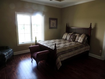 Lovely Bed and Breakfast Accommodation Outside of Hopkinsville, Kentucky - Hopkinsville, Kentucky - glamping.directory