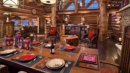 Deluxe Family-Friendly Getaway close to the Ski Slopes in Steamboat Springs, Colorado - Steamboat Springs, Colorado - glamping.directory