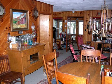 Peaceful Cottage Rental with Lake Champlain Views on Missisquoi Bay in Vermont - West Swanton, Vermont - glamping.directory