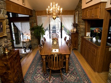 Fantastic Cabin Rental Perfect for a Family Vacation to Northwest Arkansas - Kingston, Arkansas - glamping.directory