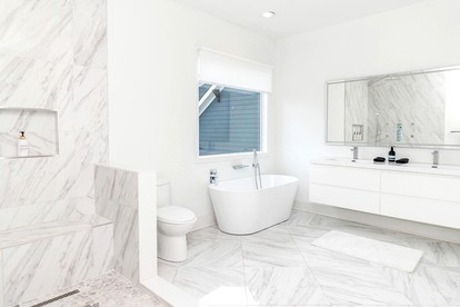 Opulent Modern Vacation Rental Paradise near Catawba River in North Carolina - Charlotte, North Carolina - glamping.directory