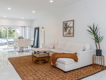 Opulent Modern Vacation Rental Paradise near Catawba River in North Carolina - Charlotte, North Carolina - glamping.directory