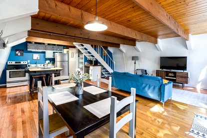 Private Lake/Beach Cabin with Fire Pit and Large Deck - Access to Golf and Community Amenities at this Terra Alta, WV Getaway - Terra Alta, West Virginia - glamping.directory