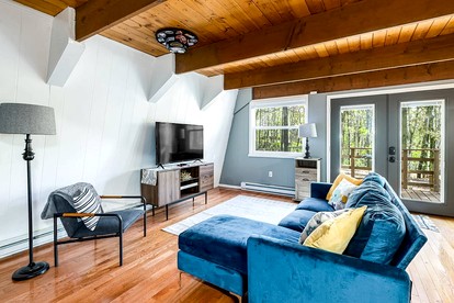 Private Lake/Beach Cabin with Fire Pit and Large Deck - Access to Golf and Community Amenities at this Terra Alta, WV Getaway - Terra Alta, West Virginia - glamping.directory