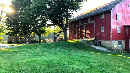 Stunning Rustic Converted Barn Country Getaway near Wabash, Indiana - glamping.directory
