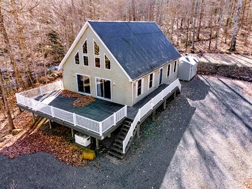 Breathtaking Cabin Nestled Amidst Trees in Webb, New York - glamping.directory