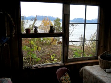 Secluded Cabin Rental near Halibut Cove in Homer, Alaska - Homer, Alaska - glamping.directory