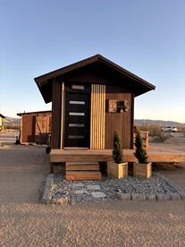 Delightful Cozy Cabin for a Serene Couples Retreat in Joshua Tree, California - Joshua Tree, California - glamping.directory