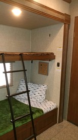 Spacious Caravan Rental for a Unique Vacation in Tennessee - Sweetwater, Tennessee - glamping.directory