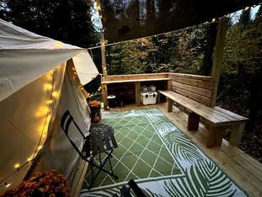 Cozy Treehouse with Sauna in Hardwick, VT - Hardwick, Vermont - glamping.directory