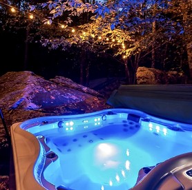 Charming Luxury Hobbit House with Private Hot Tub in Tranquil Woodlands on Littlefield Pond in Springvale, Maine - Sanford, Maine - glamping.directory