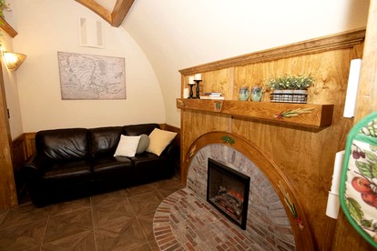 Charming Luxury Hobbit House with Private Hot Tub in Tranquil Woodlands on Littlefield Pond in Springvale, Maine - Sanford, Maine - glamping.directory
