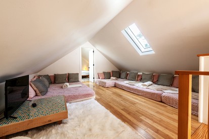 Amazing Vacation Rental Unit on a Fantastic Farm Along the Silver River for a Family Escape in Woodridge, New York - Woodridge, New York - glamping.directory