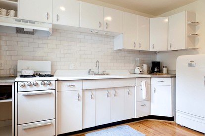Amazing Vacation Rental Unit on a Fantastic Farm Along the Silver River for a Family Escape in Woodridge, New York - Woodridge, New York - glamping.directory