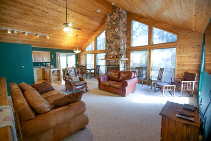 Luxury Cabin Rental Surrounded by Tonto National Forest in Pine, Arizona - Pine, Arizona - glamping.directory