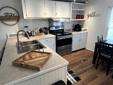 Amazing Vacation Rental in Sabine National Forest on Toledo Bend Lake for a Fantastic Family Escape in Hemphill, Texas - Hemphill, Texas - glamping.directory