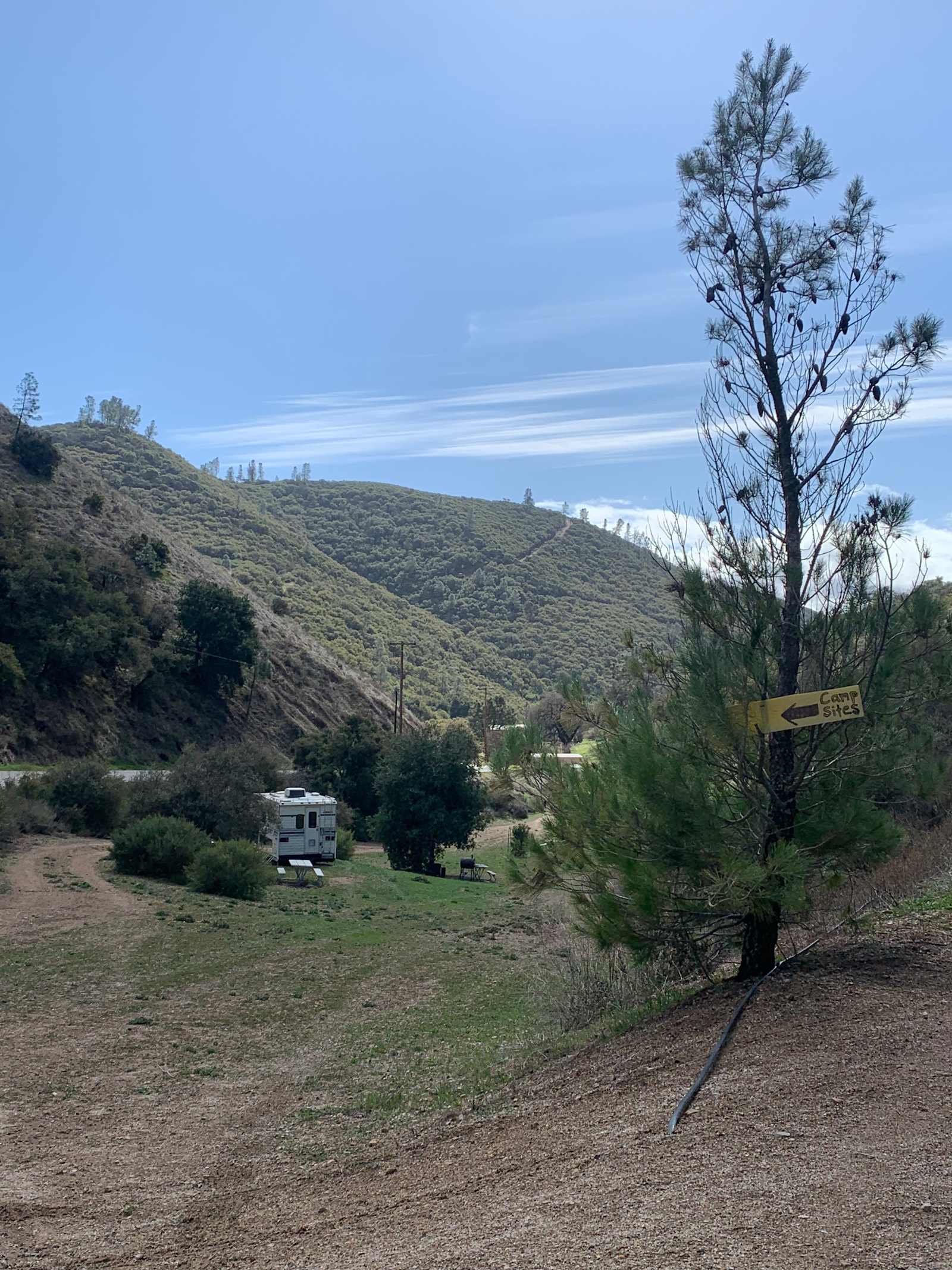 OUR HAPPY PLACE - Lockwood, California - glamping.directory