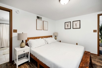 Pet Friendly A-frame with Hot-tub in Hedgesville, West Virginia - Hedgesville, West Virginia - glamping.directory