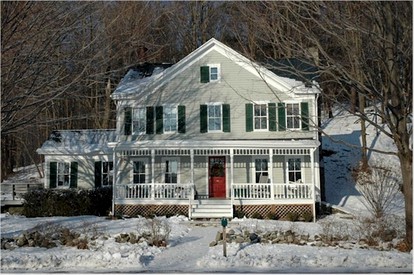 Charming 1864 Farmhouse Bordering Mohonk Preserve, New York - glamping.directory